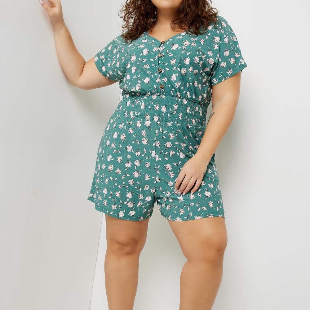 NWOT Ardene Green Floral Romper | Size S